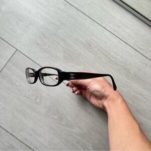 Vintage CHANEL mother of pearl cc logo glasses